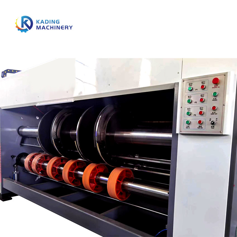 Máquina que corta con tintas de alimentación de cadena Flexo de la caja del cartón que imprime ranurar para la pequeña caja
