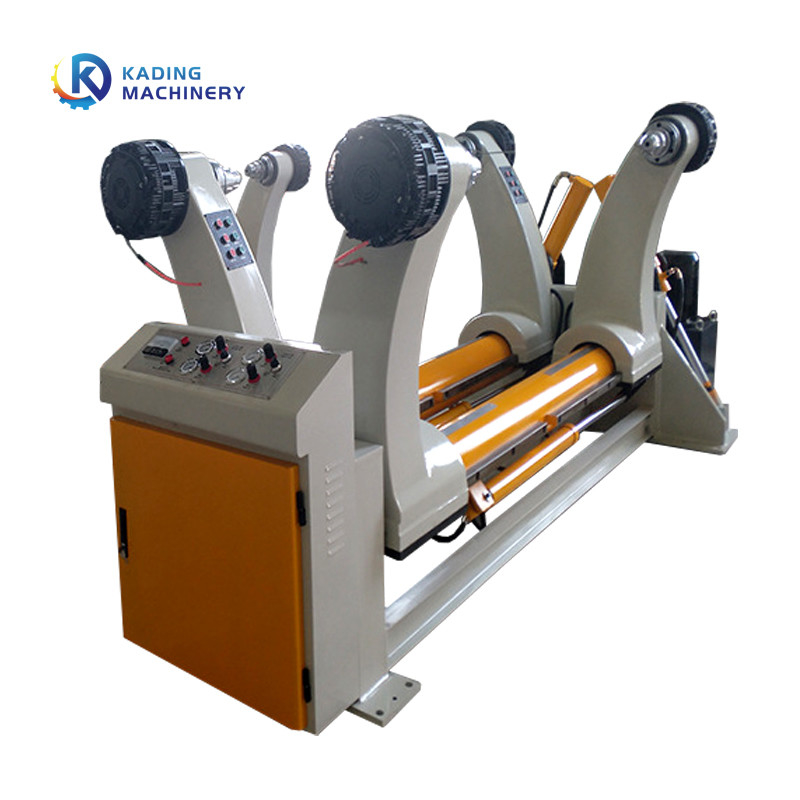 soporte shaftless del carrete de 60-100m/Min Hydraulic Type con 6 cilindros para el papel de 1600m m